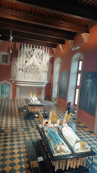 Sepulcro de los Duques de Borgoña, en el Museo de Bellas Artes de Dijon. Foto: Helena Molero.