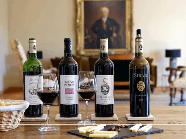 Cuatro vinos de Château Siran Margaux / Château Siran.