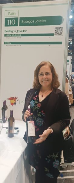 La enóloga Begoña Jovellar presentó sus vinos de Ribera del Duero y de Rueda.