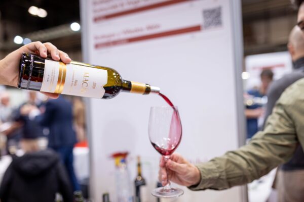 Los vinos de Tempos Vega Sicilia, Macán y Alión, estuvieron en el Salón Peñín.