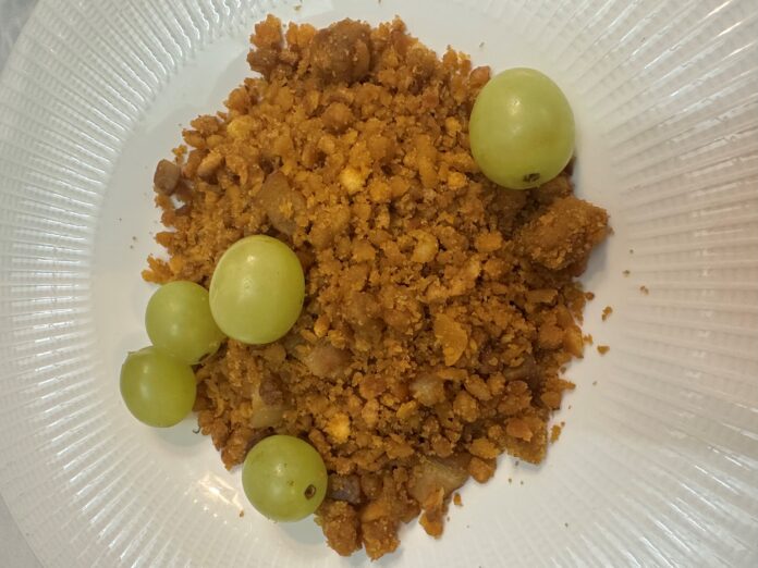Leyenda: Migas con torrezno y Chorizo del restaurante “La Antigua “. Foto: Carlos Manuel Ruiz.