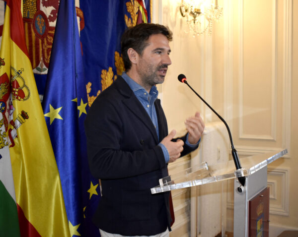Arambarri apuesta por recuperar en Rioja variedades autoctonas y buscar terrunos singulares. Foto: Julio Prado.