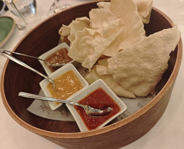 ¿Cena con amigos o celebración especial? Disfruta de la riqueza del norte de la India con platos hechos con mimo y precios honestos. Foto: Gastroystyle.