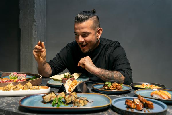 Maldonado ofrece 8 platos exclusivos para un restaurante bufet. Foto: agencia.
