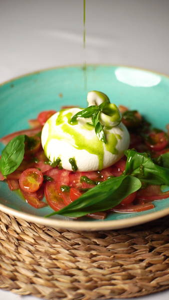 Primavera, verano y alta cocina sin prisas. Descubre el refugio gastronómico de KALMA y su nueva carta de autor. Foto: agencia.