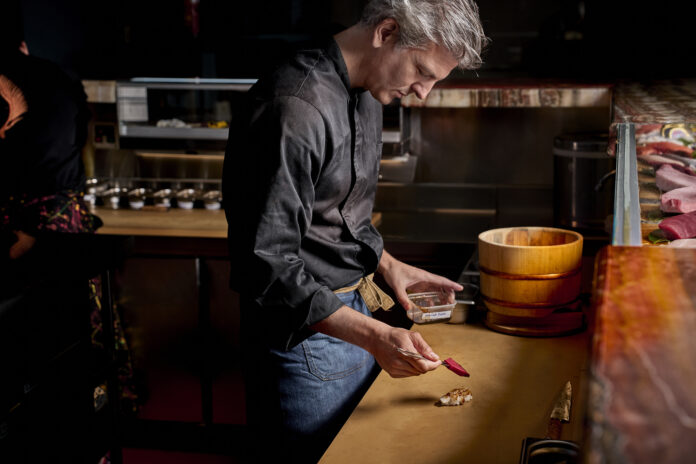 En la séptima planta de Atocha 125, el atún no es solo un plato; es un diálogo entre Japón y Perú. 🍣✨ Una inmersión necesaria en el universo del 'rey del mar. Foto: agencia.