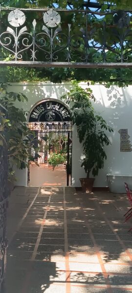 El balneario de Alange lugar único en el que termas romanas conviven con galerías del siglo XIX y con las más modernas técnicas hidrotermales. Foto: Helena Molero.