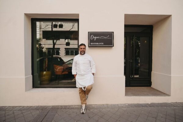 Del Cilento a Madrid. El maestro pizzaiolo Paolo De Simone y Salvatore Romano cocinan a cuatro manos en Origine para rendir homenaje a la auténtica tradición mediterránea. Foto: agencia. 