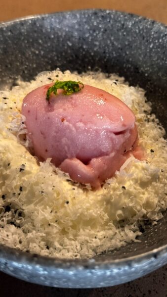 La codiciada propuesta nipona de Santoku mantiene su esencia y democratiza el lujo con un sorprendente menú degustación por solo 37,50 €. Foto: agencia.