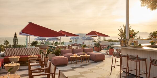 Escondido: el place to be de la Costa del Sol para cenar con el alma ligera y vistas al infinito. Foto: internet.