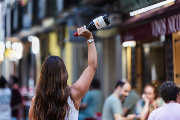 De las laderas del Moncayo a los templos con Estrella Michelin, la garnacha más emblemática celebra un cuarto de siglo rompiendo moldes con elegancia y frescura atemporal. Foto: agencia.