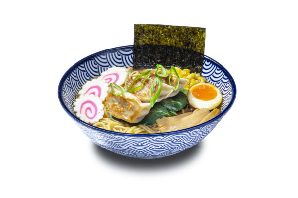 Innovación y sofisticación en clave estival. UDON vuelve a transformar la tradición asiática en una experiencia efímera donde la intensidad aromática marca el ritmo de la estación. Foto: agencia.
