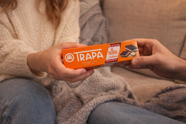 Innovación pastelera y alta gastronomía: Chocolates Trapa trasciende la tableta tradicional diversificando su gama en turrones, chocolates a la taza y alianzas exclusivas con la hostelería. Foto: Chocolates Trapa.